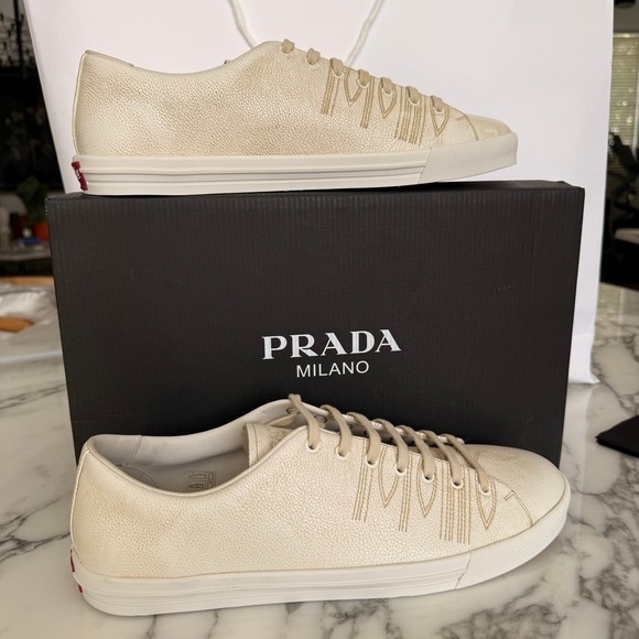 Prada Milano 2EE448 Mens White Pebbled Leather Low Top Sneakers, UK 11